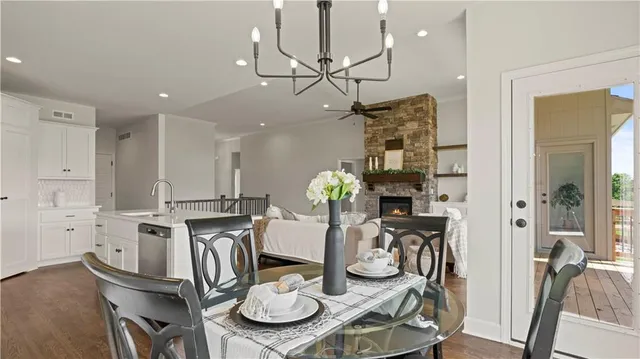 $599,900 | 1300 Melissa Court, Kearney, MO 64060