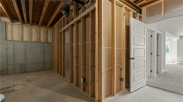 $599,900 | 1300 Melissa Court, Kearney, MO 64060