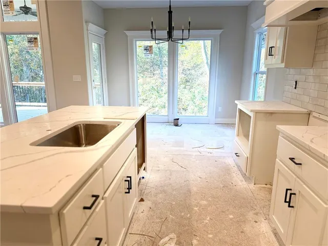 $599,900 | 1300 Melissa Court, Kearney, MO 64060