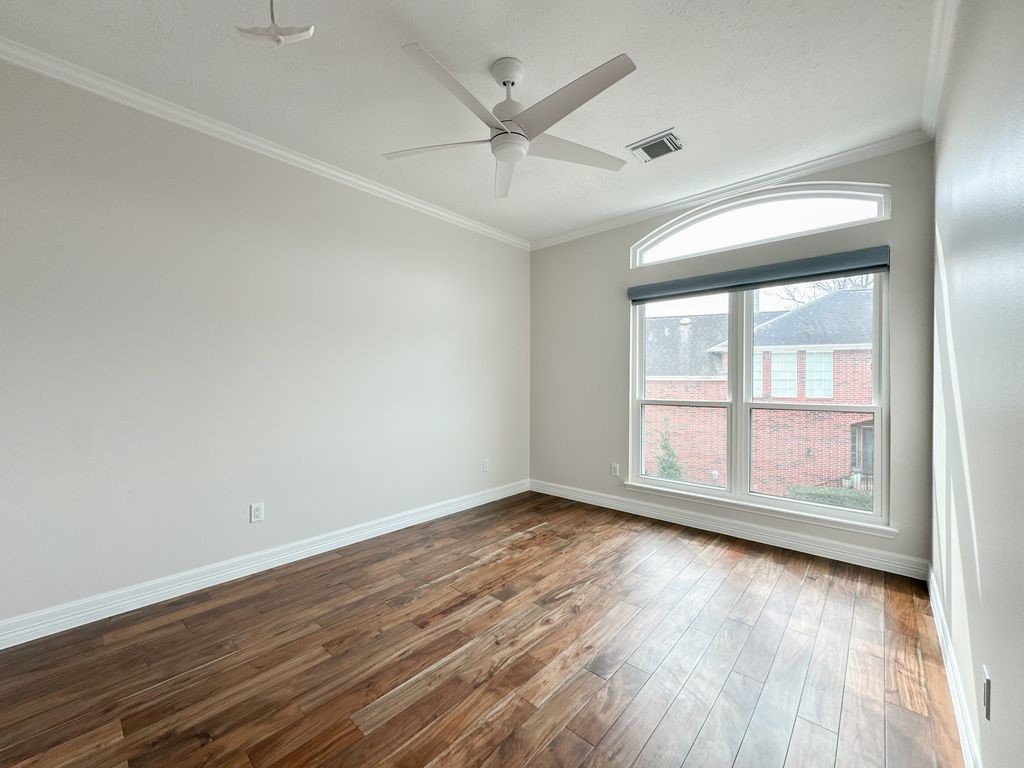 1223 Normans Woods Street Houston, TX 77077 - Photo 29 of 32 Secondary Bedroom
