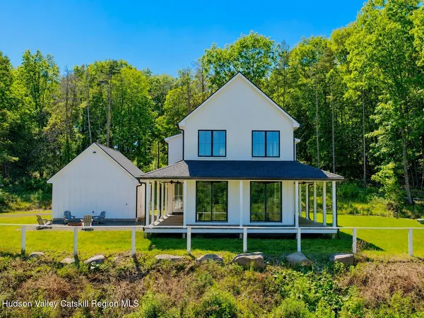 $675,000 | 720 Sunny Hill Road, Greenville, NY 12083