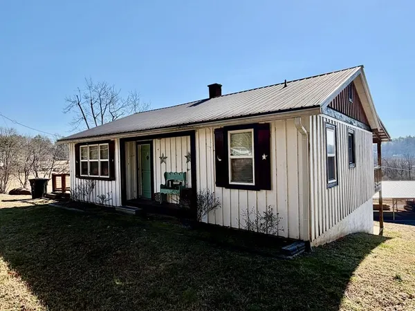 $220,000 | 337 Fires Creek Road, Hayesville, NC 28904