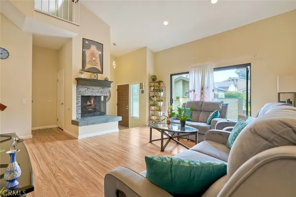 $1,145,000 | 3304 Caminito Eastbluff, Unit 143, La Jolla, CA 92037