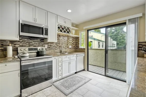 $1,145,000 | 3304 Caminito Eastbluff, Unit 143, La Jolla, CA 92037
