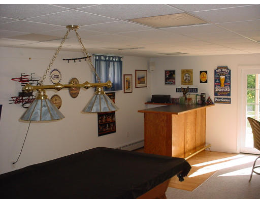 12 Cheyenne Road Worcester, MA 01606 - Photo 13 of 14 Gallery Image 13
