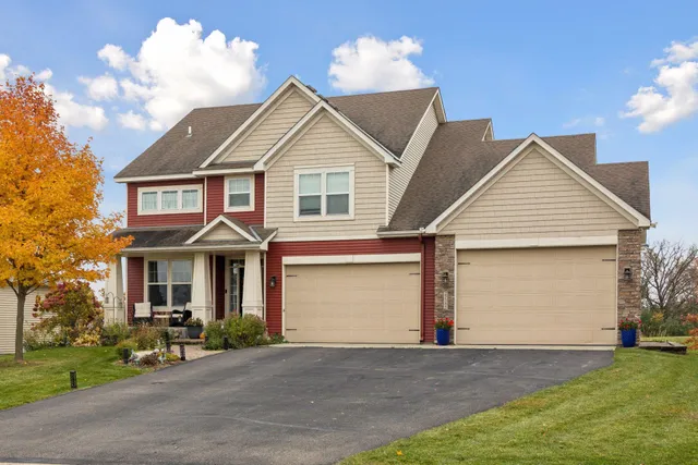 $640,000 | 27155 Hickory Ridge Drive, Elko New Market, MN 55020