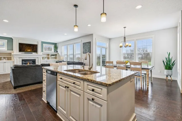 $640,000 | 27155 Hickory Ridge Drive, Elko New Market, MN 55020