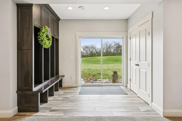 $640,000 | 27155 Hickory Ridge Drive, Elko New Market, MN 55020