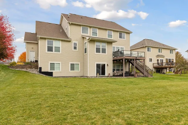 $640,000 | 27155 Hickory Ridge Drive, Elko New Market, MN 55020