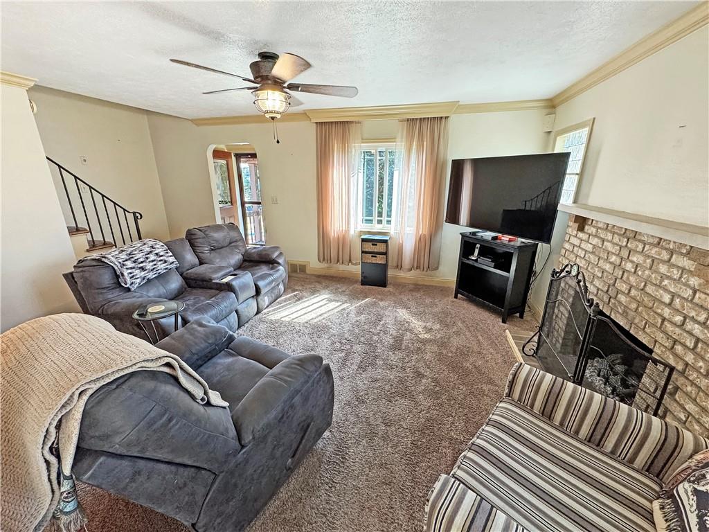 5422 Library Road Bethel Park, PA 15102 - Photo 5 of 27 There is also a separate entry with coat closet.