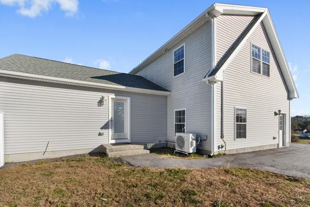 $789,000 | 8 Wolf River Run, Gorham, ME 04038