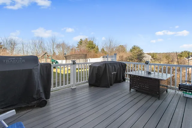 $789,000 | 8 Wolf River Run, Gorham, ME 04038