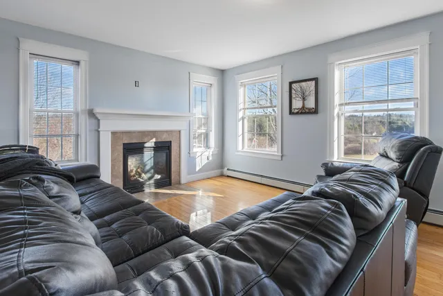 $789,000 | 8 Wolf River Run, Gorham, ME 04038