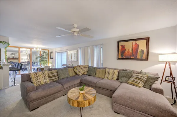 $159,990 | 14911 Wunderlich Drive, Unit 413, Houston, TX 77069