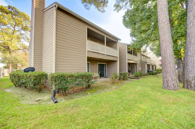 $159,990 | 14911 Wunderlich Drive, Unit 413, Houston, TX 77069