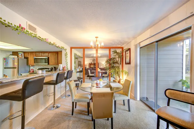 $159,990 | 14911 Wunderlich Drive, Unit 413, Houston, TX 77069