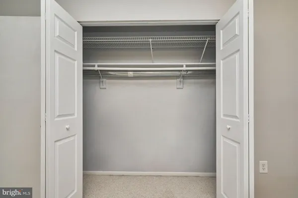 $1,800 | 3340 South 28th Street, Unit 304, Alexandria, VA 22302