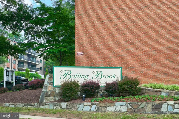 $1,800 | 3340 South 28th Street, Unit 304, Alexandria, VA 22302