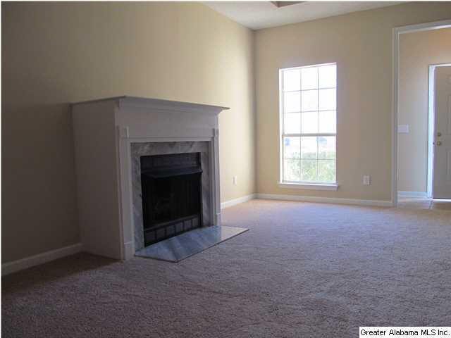 752 3rd Street Northeast Alabaster, AL 35007 - Photo 4 of 10