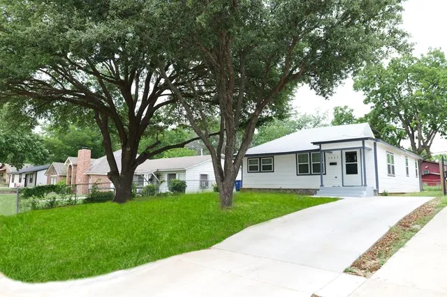 $270,000 | 1037 East Cantey Street, Fort Worth, TX 76104