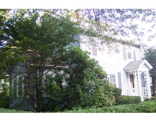 12 Hawthorn Road Milton, MA 02186 - Photo 3 of 10 Gallery Image 3