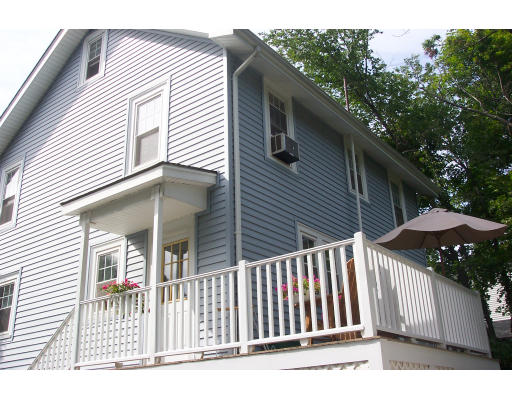 12 Hawthorn Road Milton, MA 02186 - Photo 4 of 10 Gallery Image 4