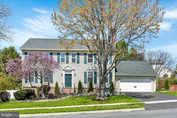 $615,000 | 3610 Golfview Drive, Mechanicsburg, PA 17050