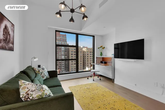$2,499,000 | 251 West 91st Street, Unit 10D | Upper West Side