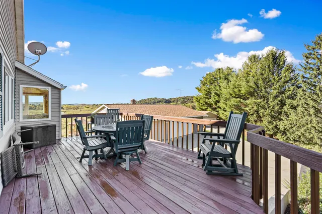 $615,000 | S9331 Valley View Road, Plain, WI 53577