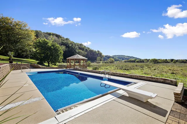 $615,000 | S9331 Valley View Road, Plain, WI 53577