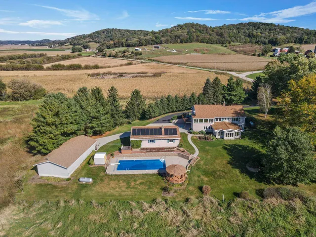 $615,000 | S9331 Valley View Road, Plain, WI 53577
