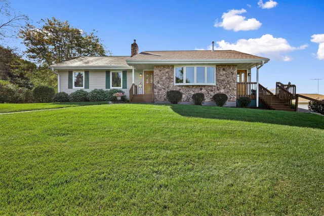 $615,000 | S9331 Valley View Road, Plain, WI 53577