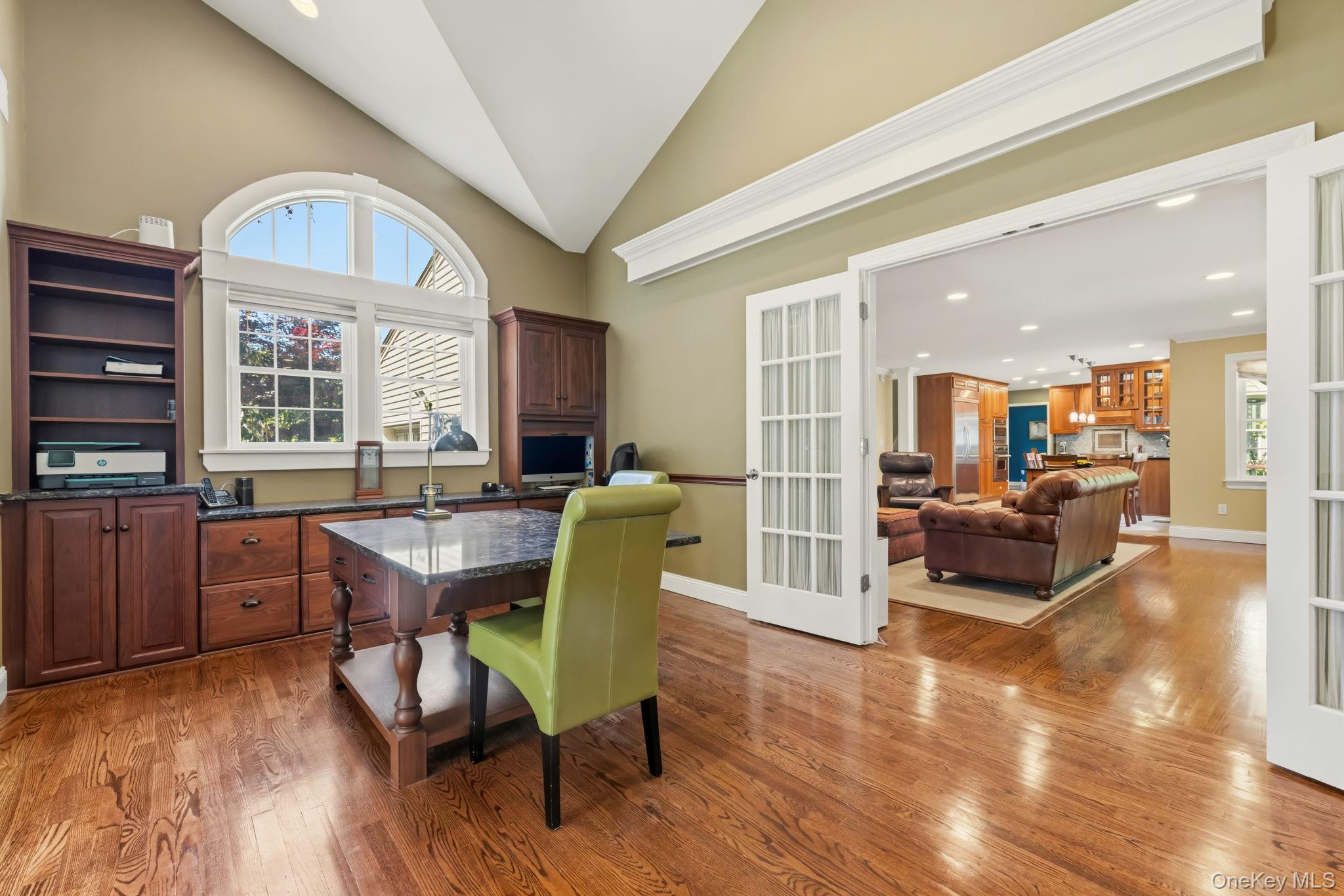4 Dolphin Road New City, NY 10956 - Photo 3 of 24