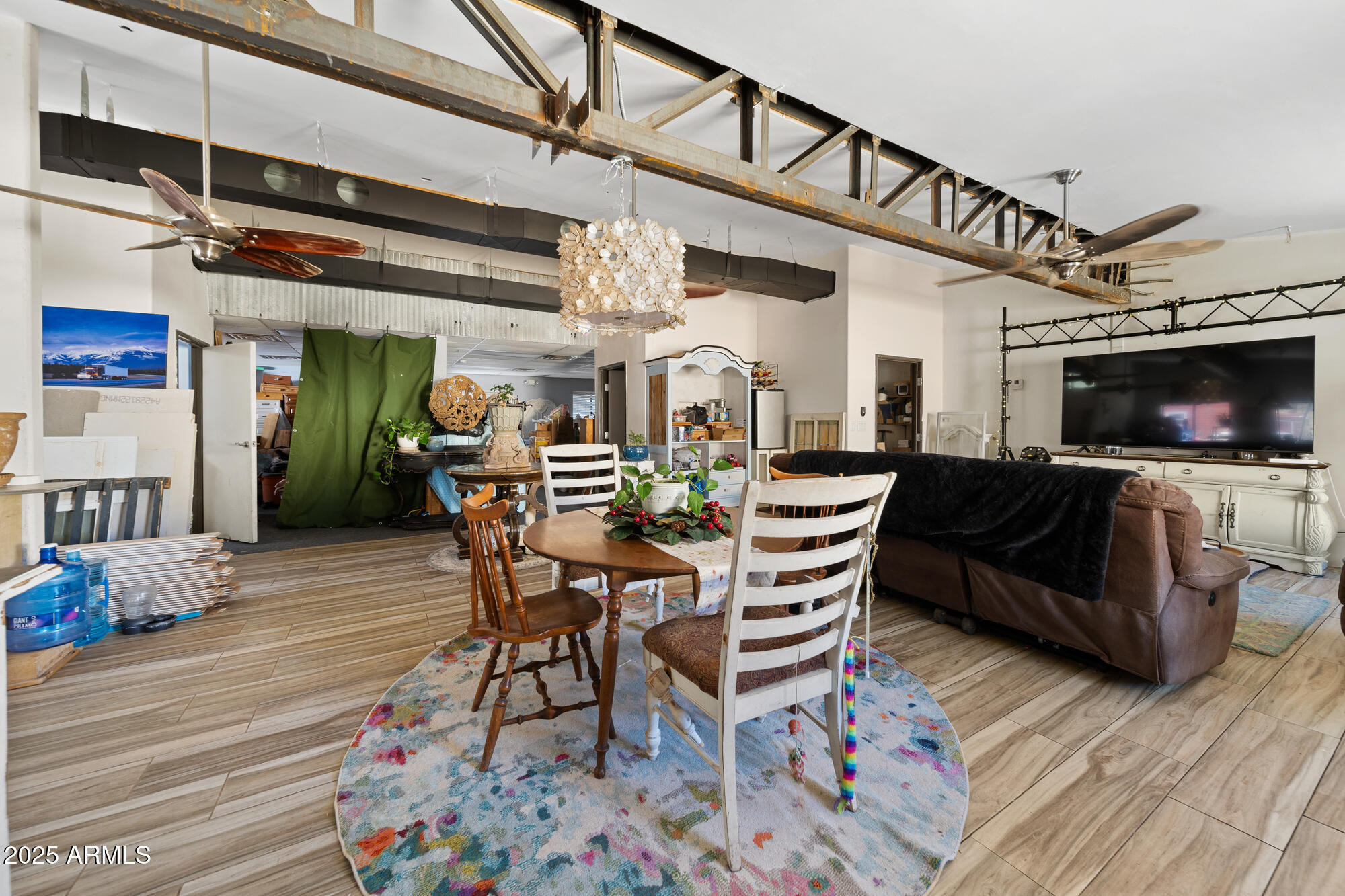 247 Standage Drive Payson, AZ 85541 - Photo 3 of 33 a view of a livingroom with furniture and a flat screen tv