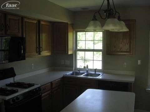 815 3rd Street Fenton, MI 48430 - Photo 9 of 13 20359802-8.JPG