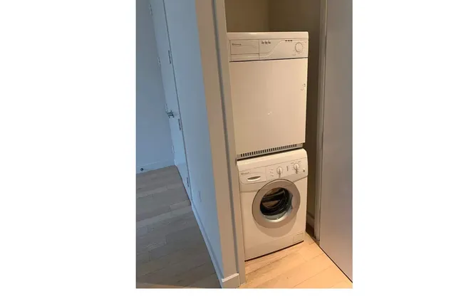 $625,000 | 75 Wall Street, Unit 31J | Financial District