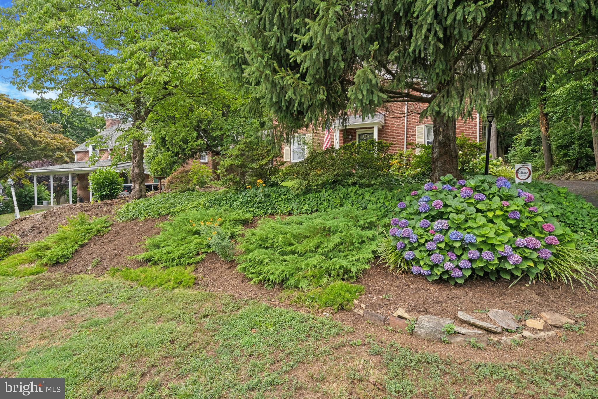 520 Beaver Road Glenside, PA 19038 - Photo 20 of 20 Mature landscape and gardens