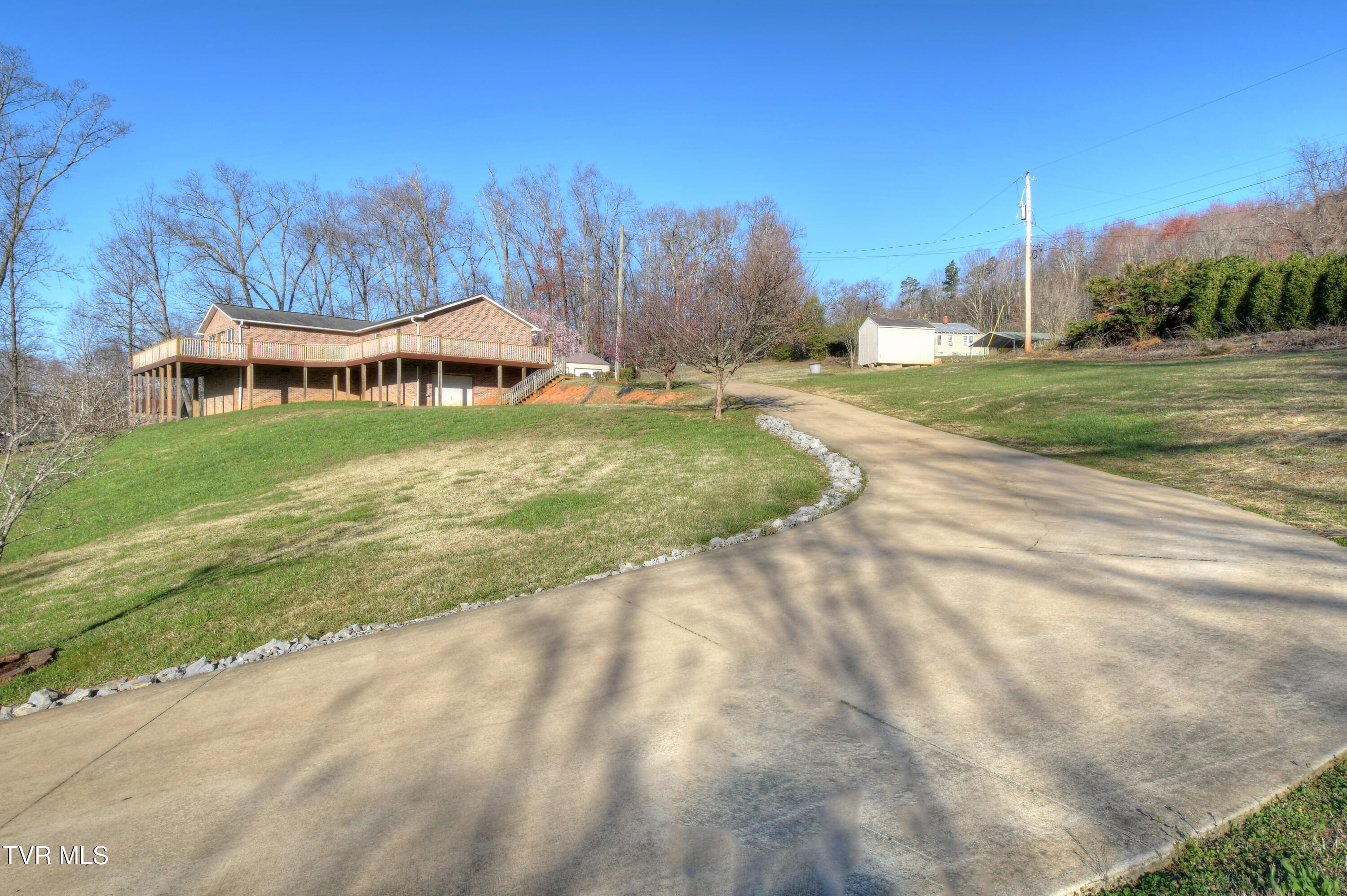 379 Airport Road Elizabethton, TN 37643 - Photo 11 of 68 6