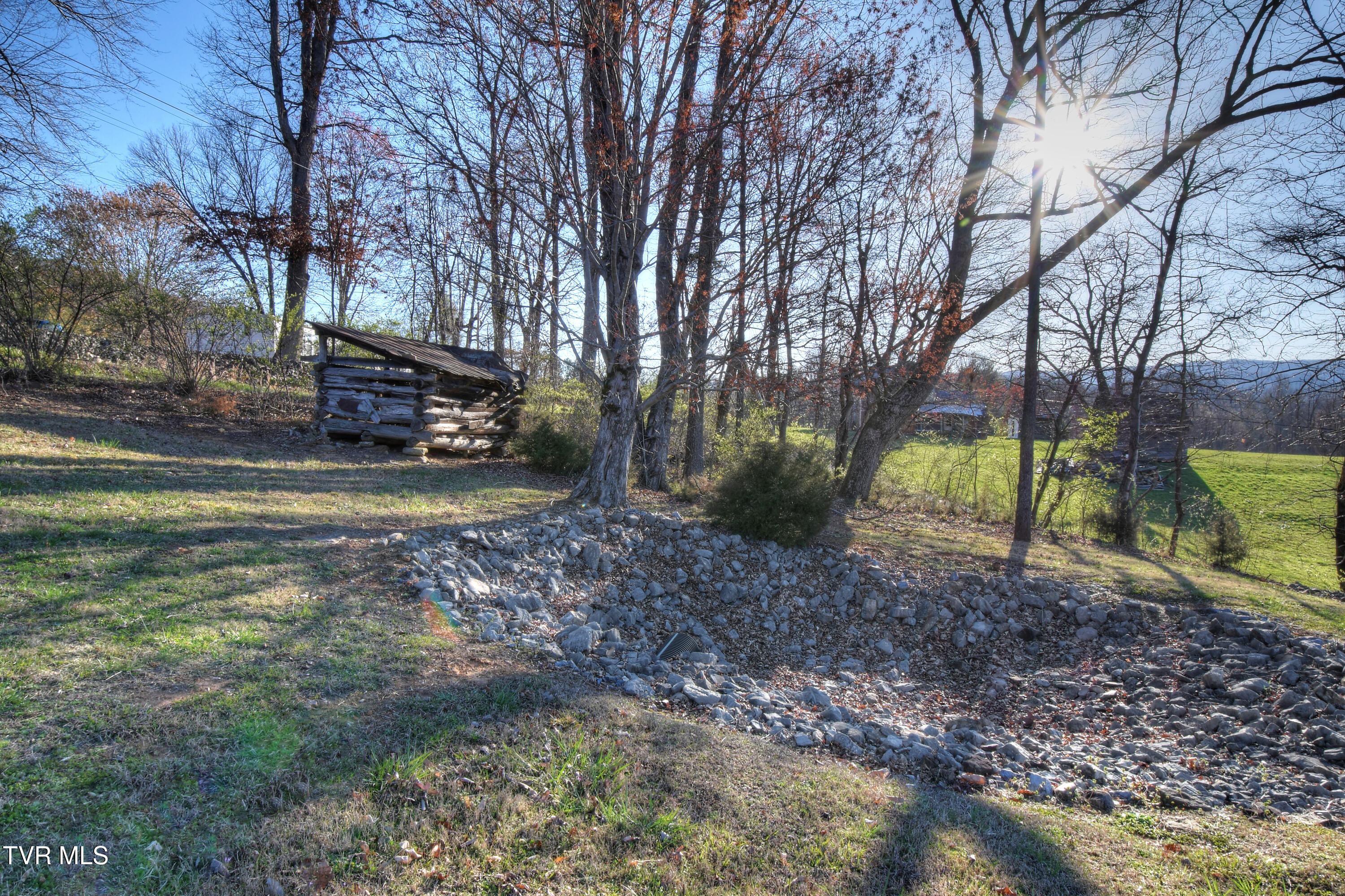 379 Airport Road Elizabethton, TN 37643 - Photo 12 of 68 7