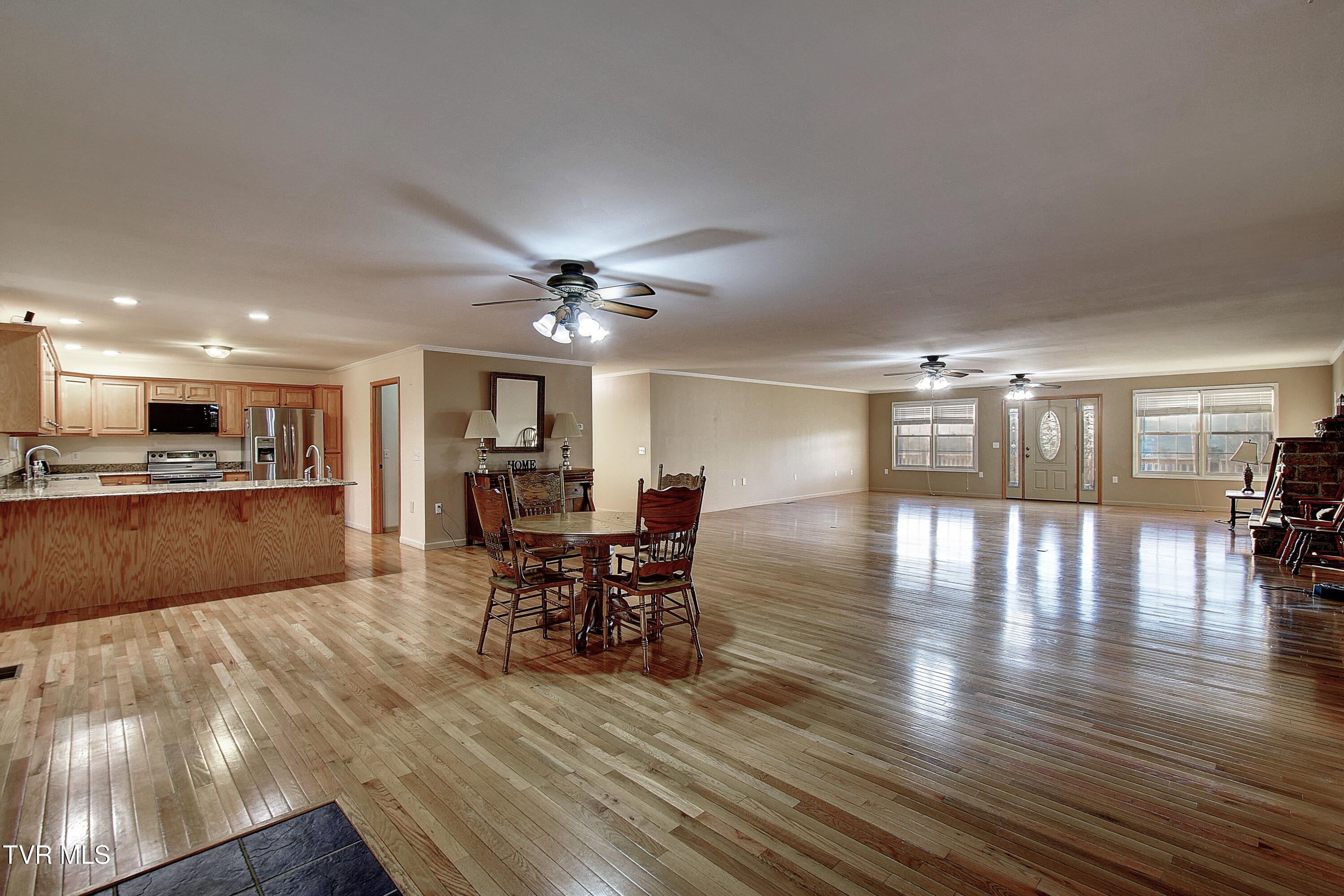 379 Airport Road Elizabethton, TN 37643 - Photo 28 of 68 23