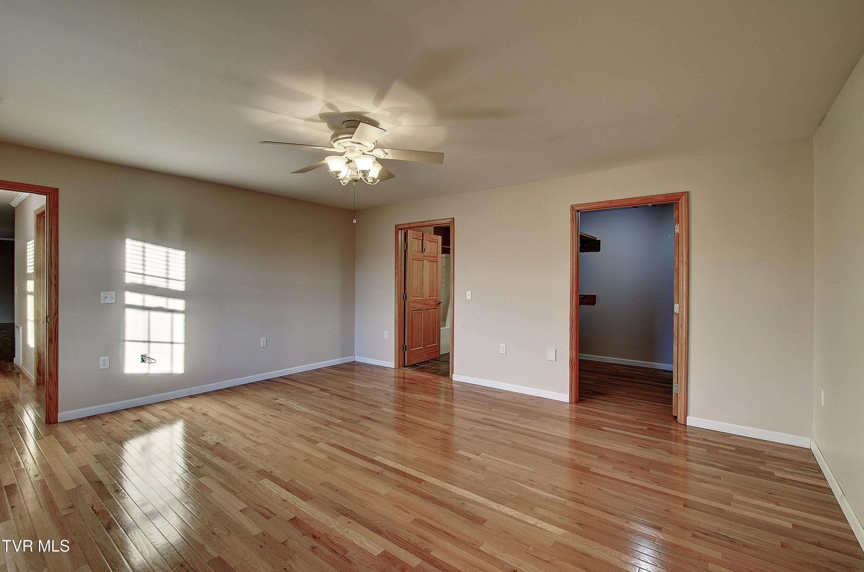 379 Airport Road Elizabethton, TN 37643 - Photo 40 of 68 32