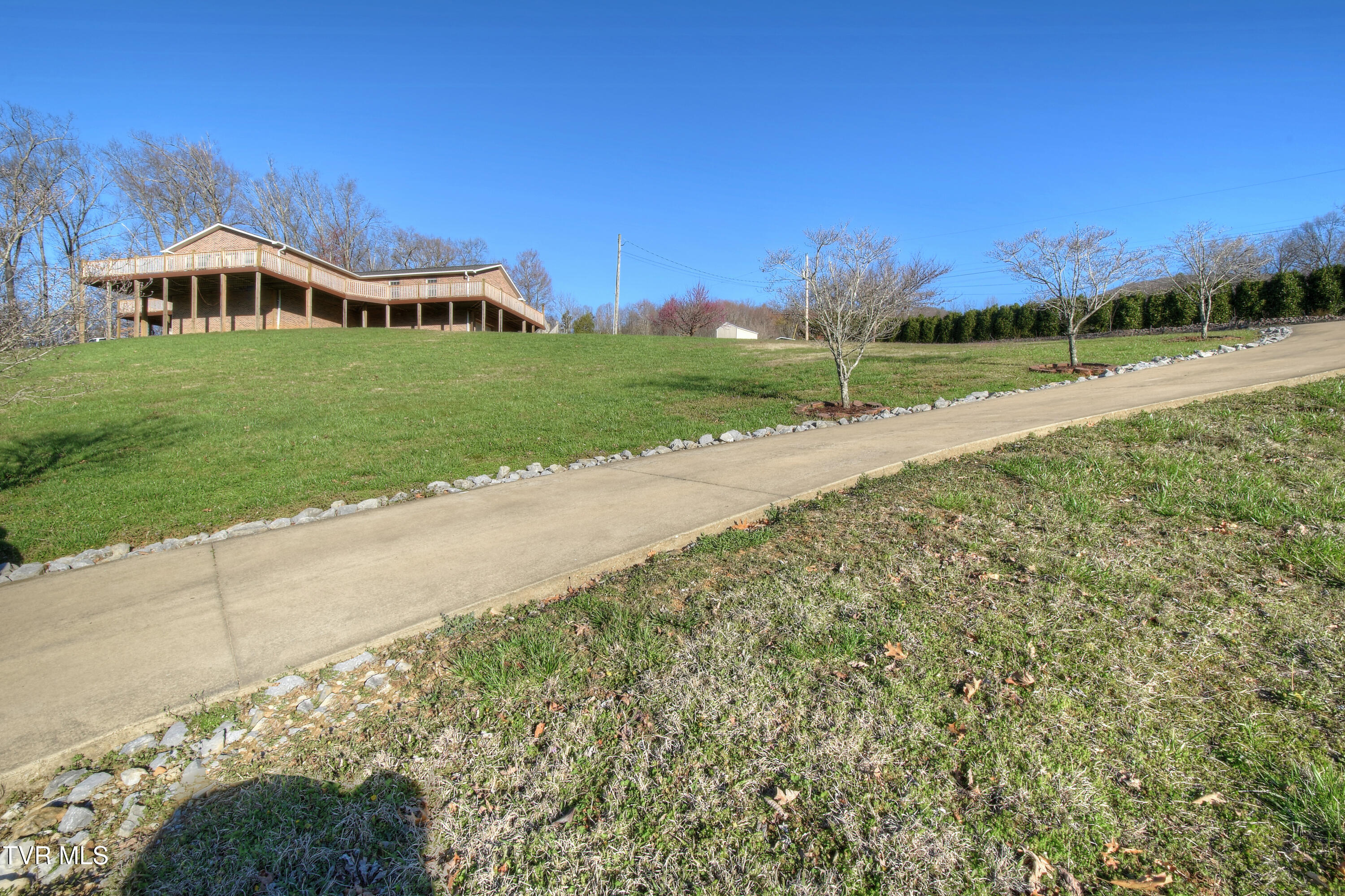 379 Airport Road Elizabethton, TN 37643 - Photo 8 of 68 3