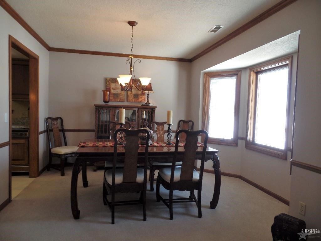 8322 Hawk Spring Hill Fort Wayne, IN 46825 - Photo 12 of 30 Gallery Image 12