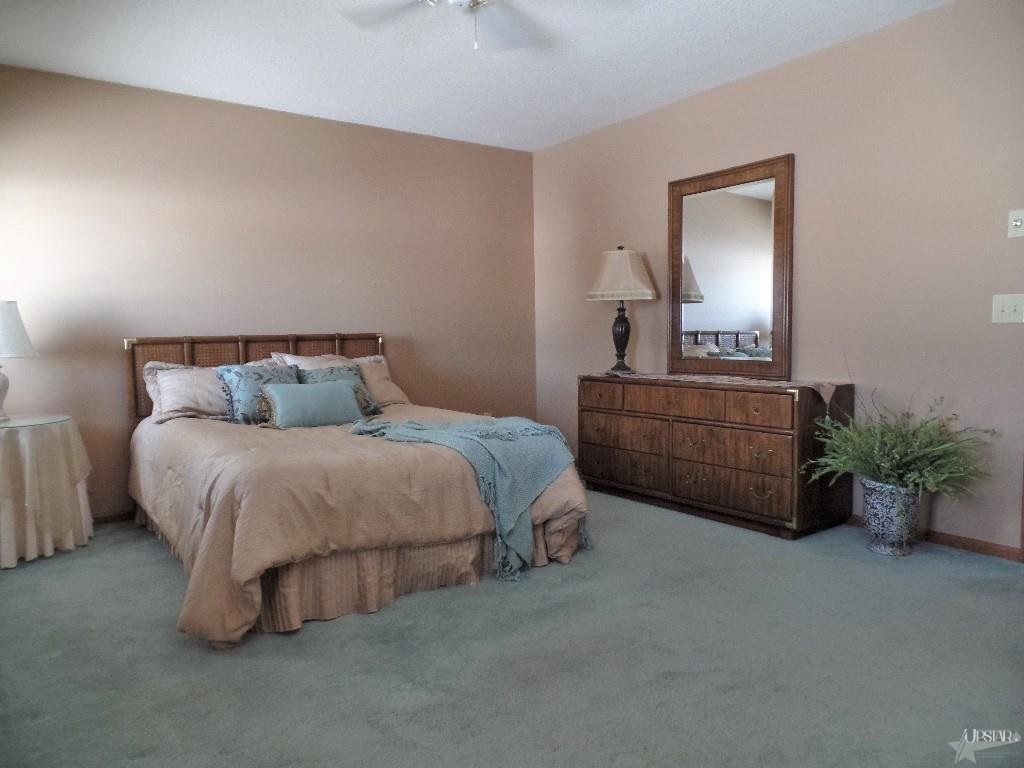 8322 Hawk Spring Hill Fort Wayne, IN 46825 - Photo 22 of 30 Gallery Image 22
