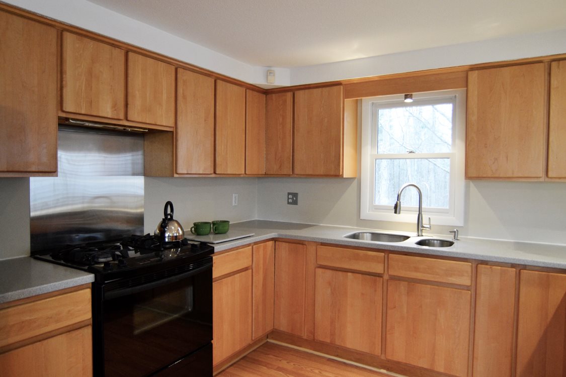 319 Lee Hook Road Durham, NH 03824 - Photo 7 of 17