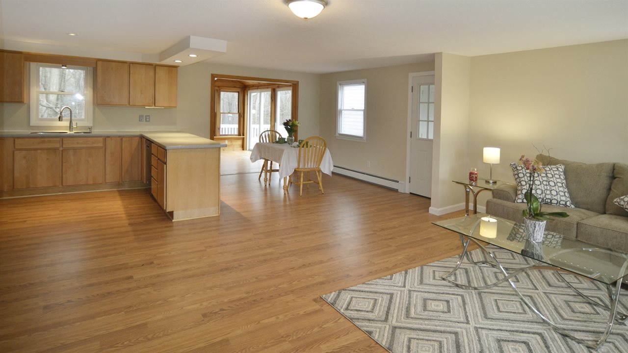 319 Lee Hook Road Durham, NH 03824 - Photo 10 of 17