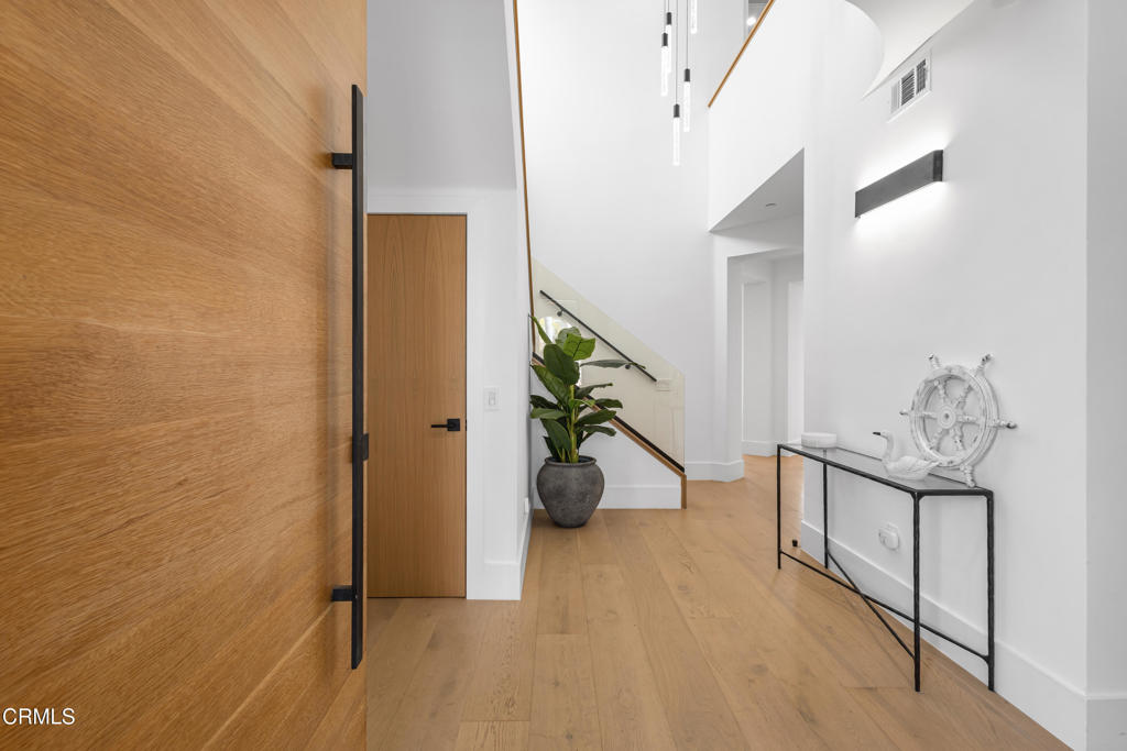 1520 Viewpoint Drive Oxnard, CA 93035 - Photo 4 of 55