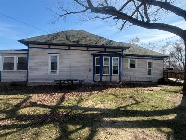 $49,900 | 81 South Gibbs Street, White Cloud, MI 49349