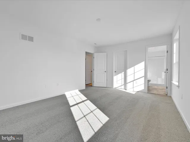 $428,900 | 4 Stream Drive, Carlisle, PA 17013