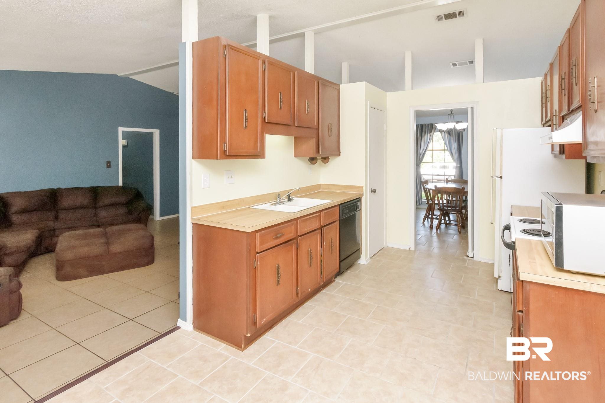 5813 Long Meadow Road Mobile, AL 36609 - Photo 10 of 30